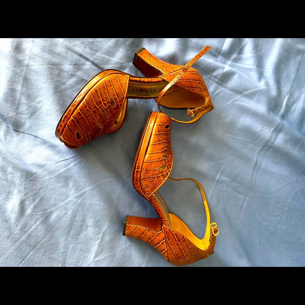 Golden Age LA Stunning Croc Embossed Pinup 40s Heels 8.5